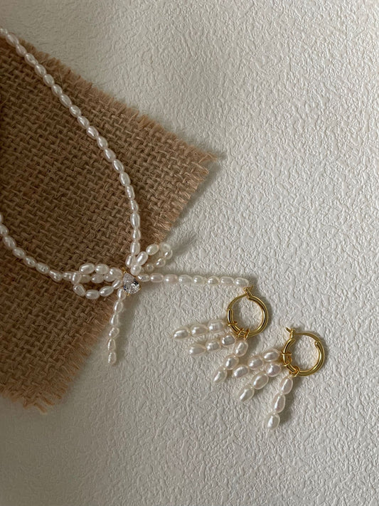 French Whisper Rice Pearl Bow Choker Necklace - 18K Gold Plated Silver