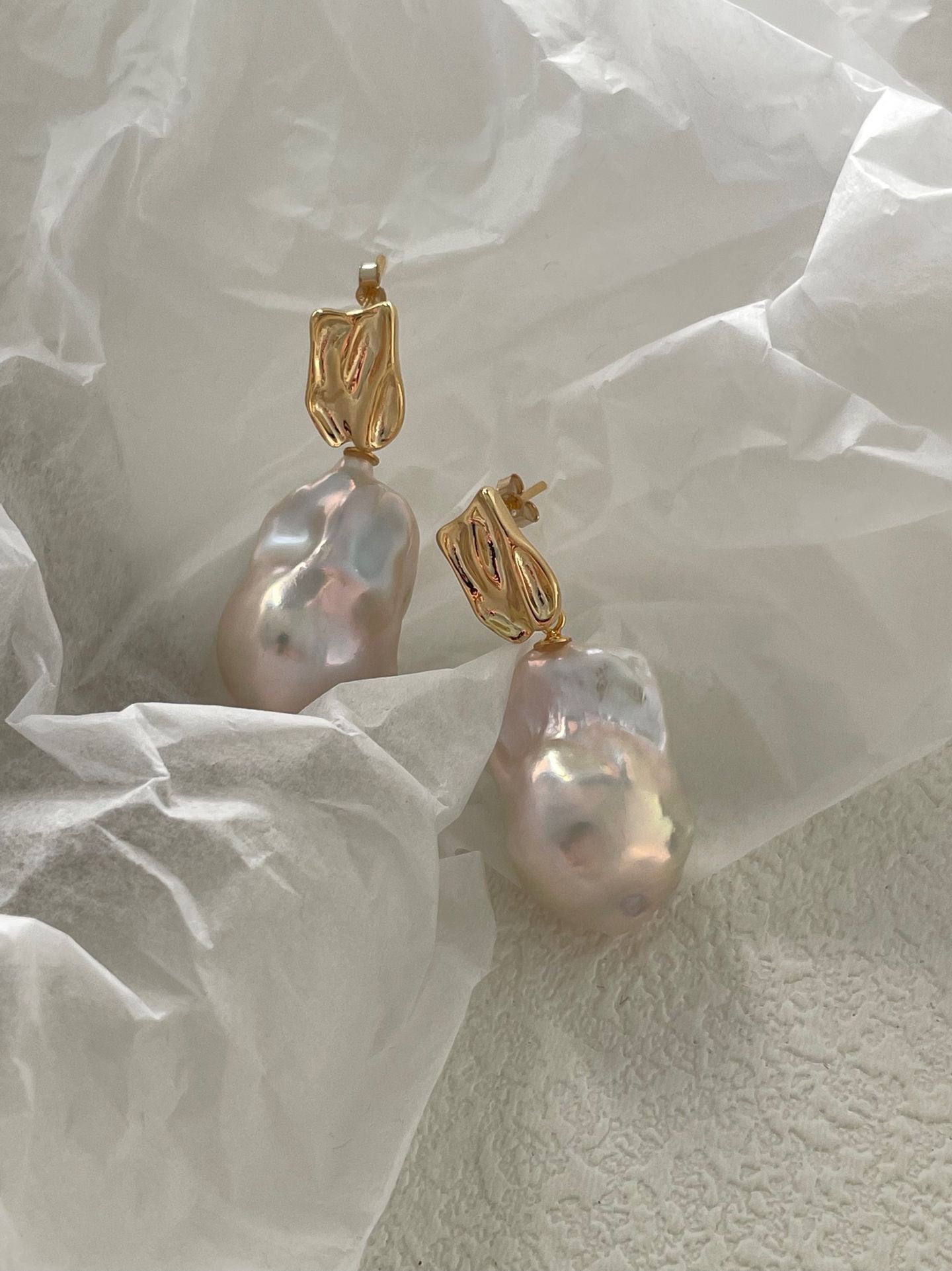 ✨ Textured Water Ripple Baroque Pearl Drop Earrings ✨