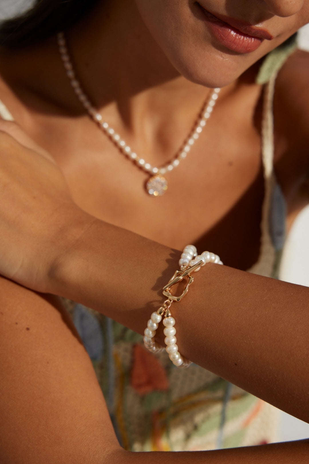 S925 Silver Natural Pearl Bracelet | Minimalist Vintage Gold | Signature Clasp