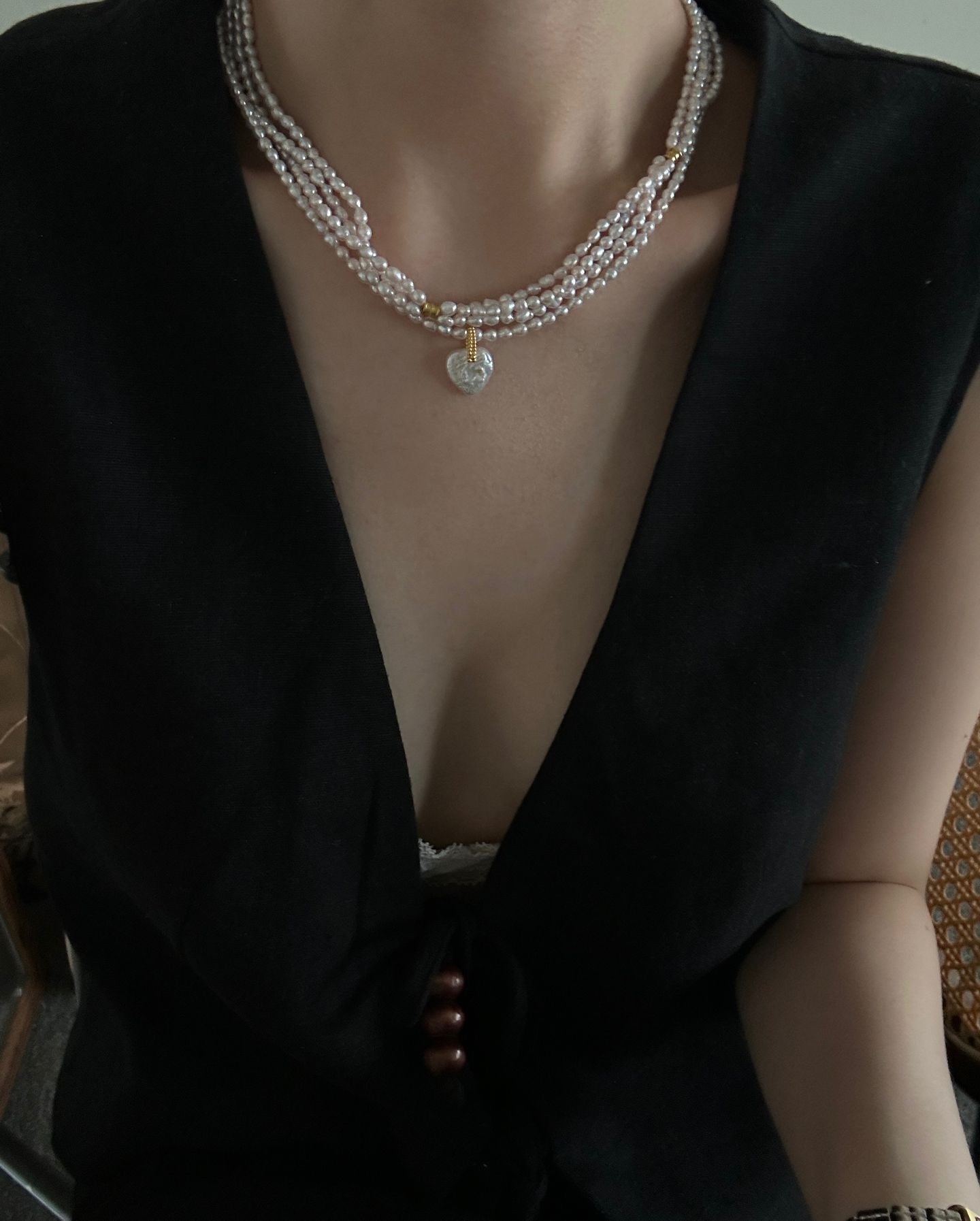 ✨ Triple Layer Pink Baroque Pearl Necklace 18K Gold Plated