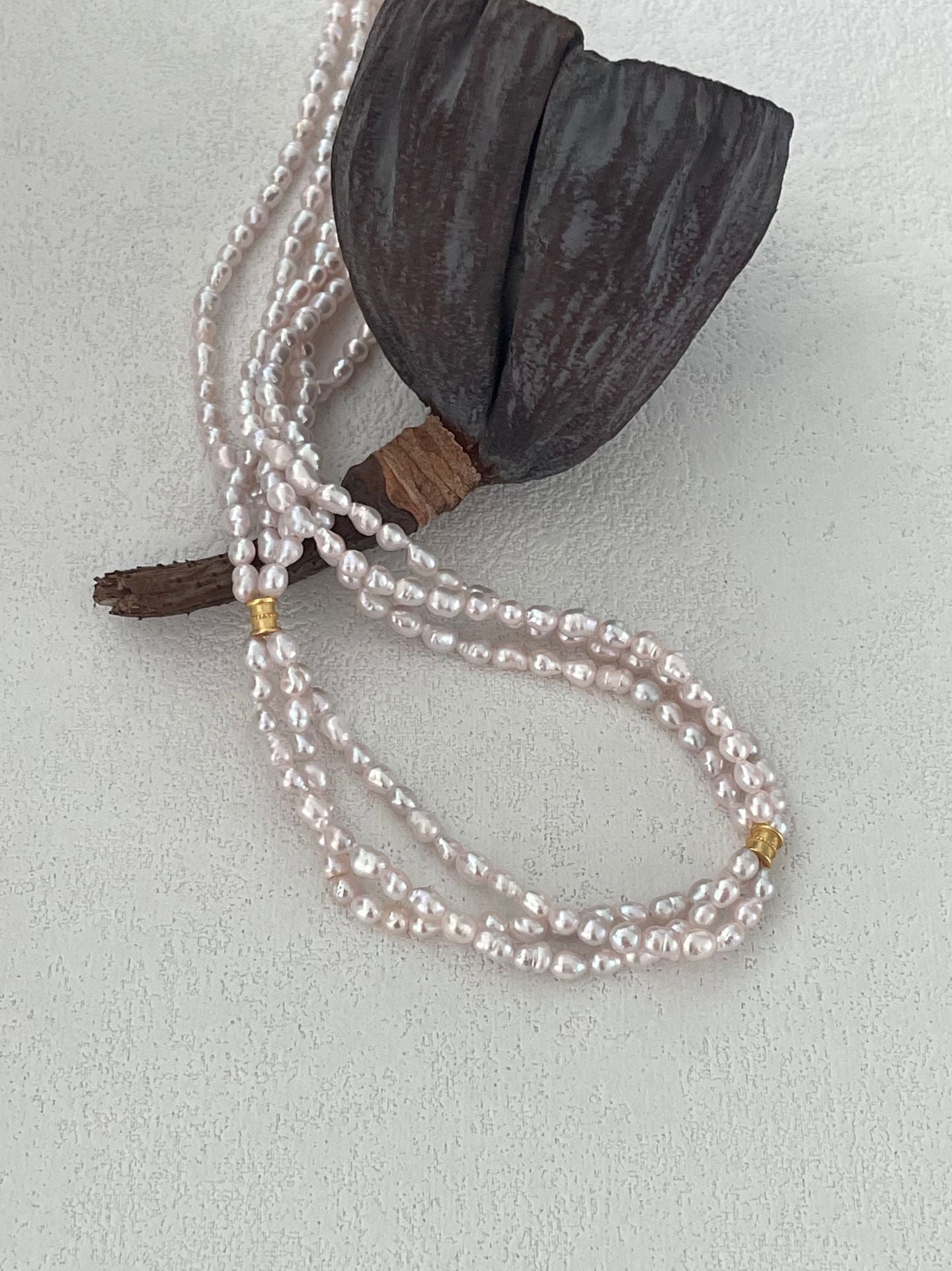 ✨ Triple Layer Pink Baroque Pearl Necklace 18K Gold Plated