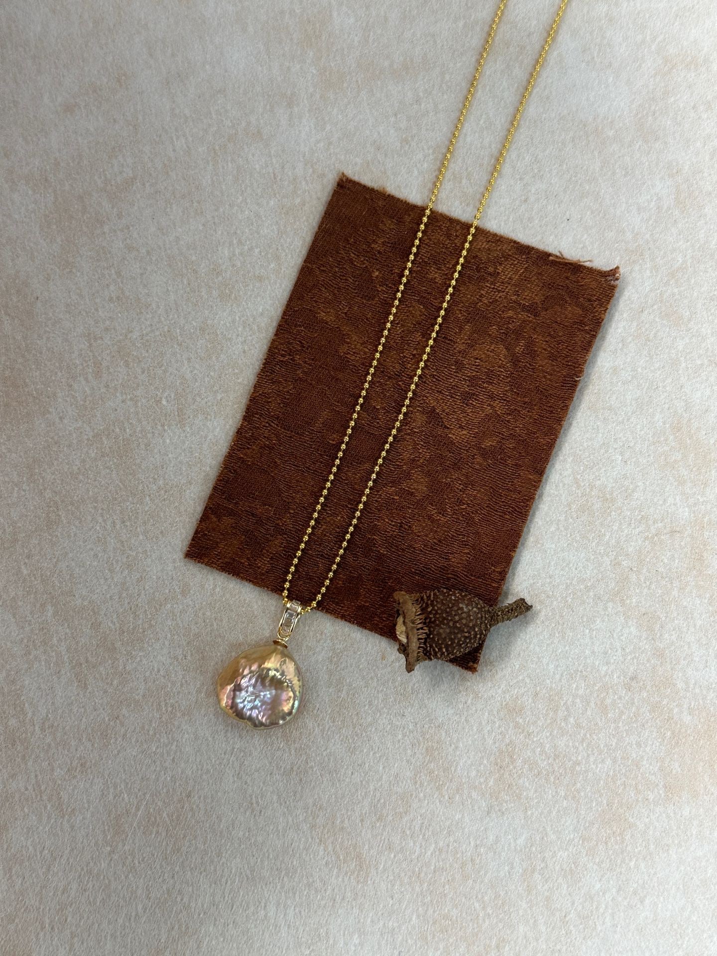 ✨ 18K Gold Plated Bead Chain Baroque Petal Pearl Necklace ✨