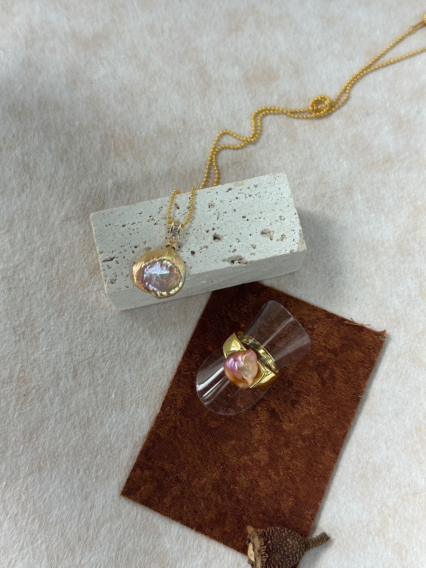 ✨ 18K Gold Plated Bead Chain Baroque Petal Pearl Necklace ✨